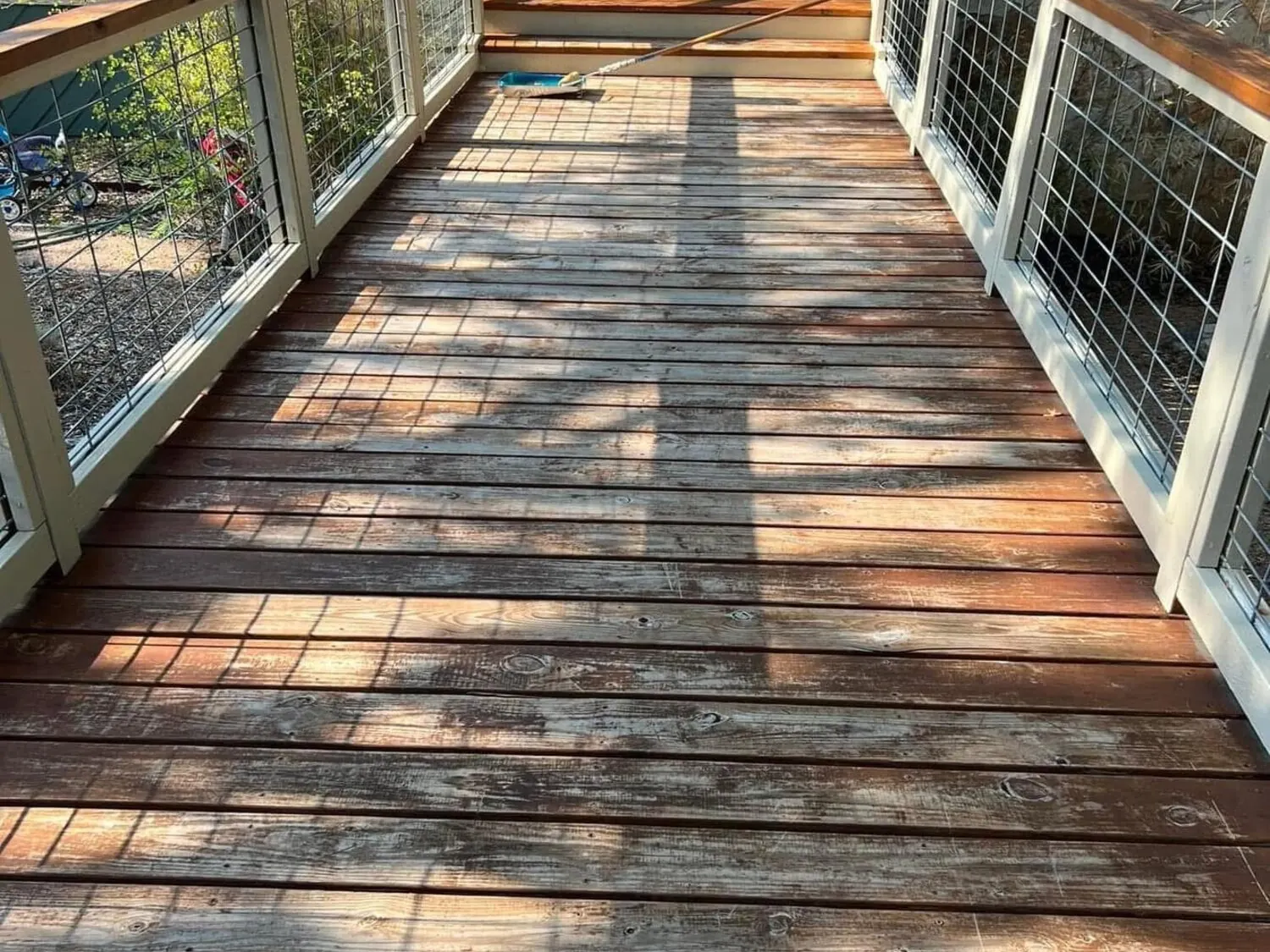 Deck walkway before repair
