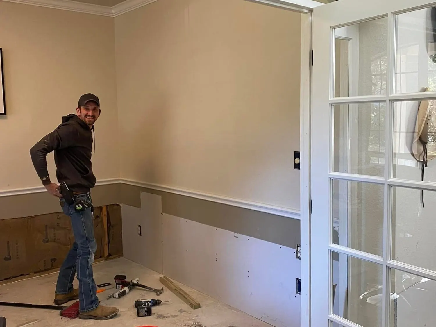 Dining room before built-in work